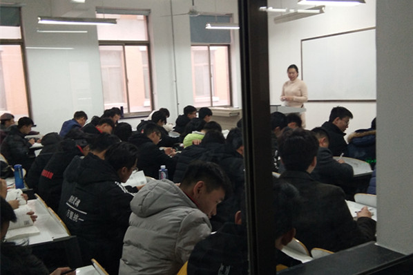 走课2.jpg 走课2.jpg