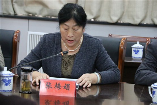 G:教务处2014.11.25公文、新闻、通知、签呈新闻-17A .16教学五项指标总结表彰会议IMG_7221.JPG